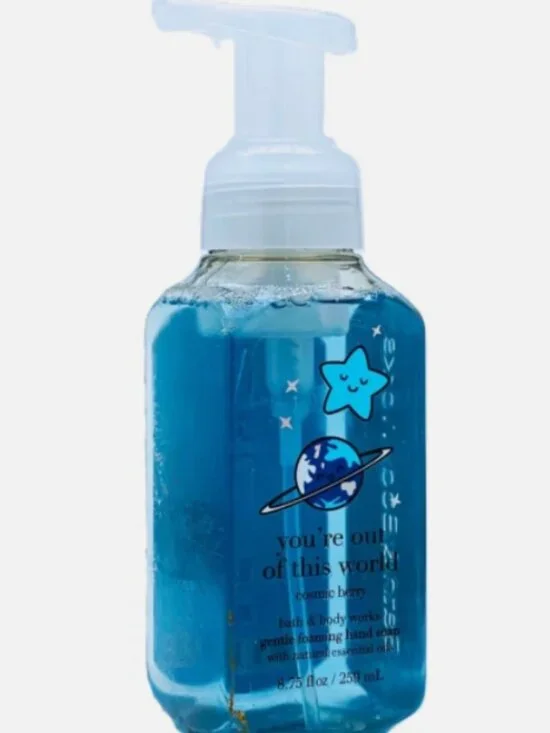 Bath and Body Works You're Out Of This World Gentle Foaming Hand Soap - Picture 2 of 2